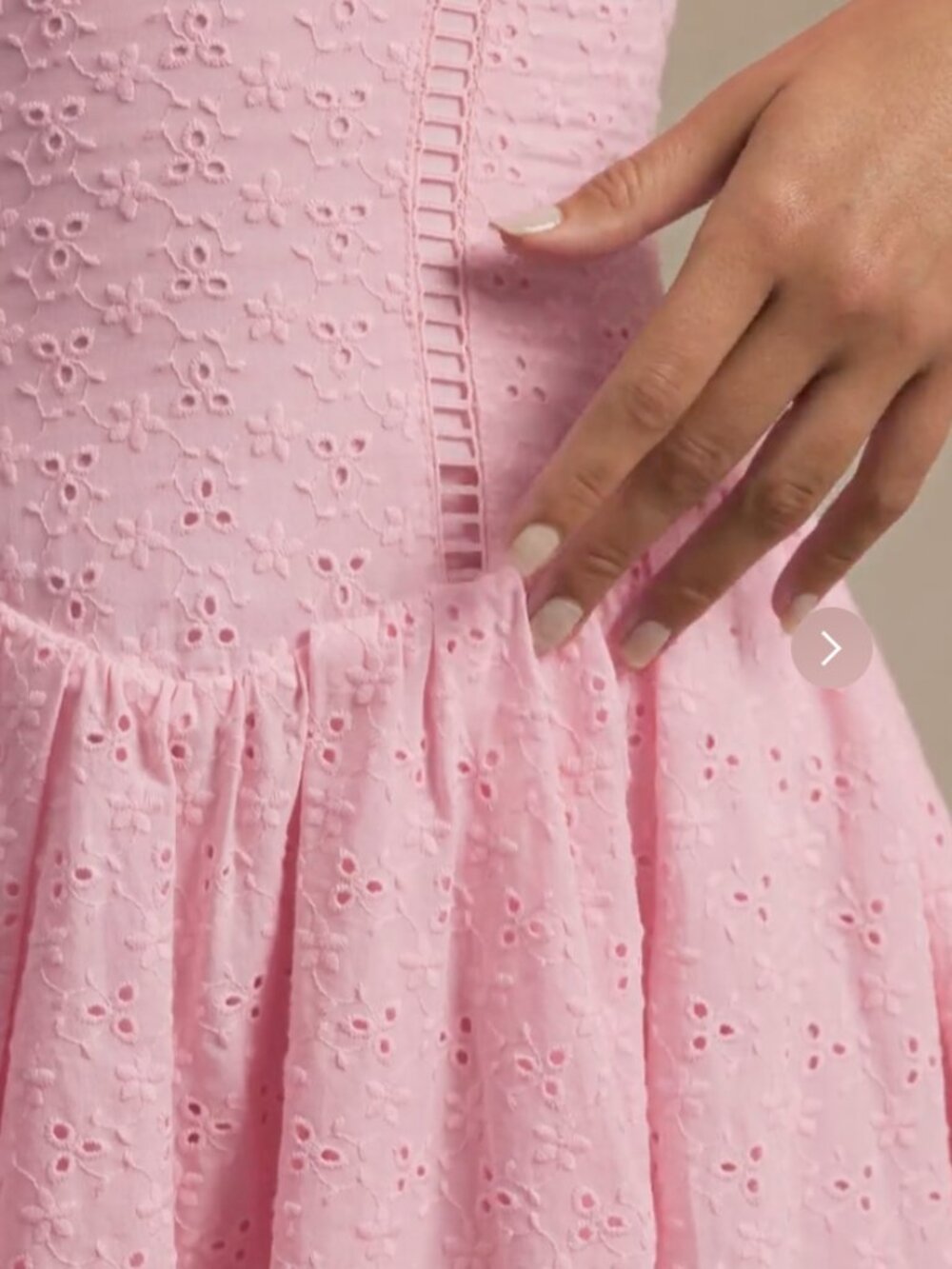 NWT Oh Polly Pink Floral Eyelet Maxi Dress - Size 4 - Picture 4 of 9